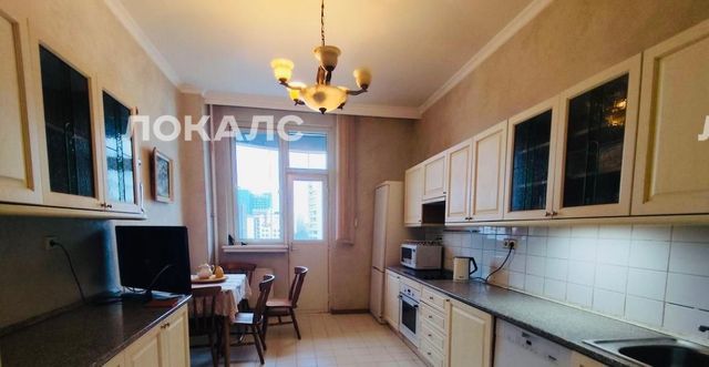 Сдам 3-комнатную квартиру на Новочеремушкинская улица, 71/32, метро Новые Черёмушки, г. Москва