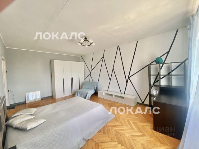Сдается двухкомнатная квартира на улица Герасима Курина, 8К1, метро Пионерская, г. Москва