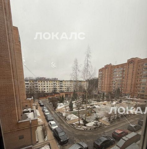 Сдам четырехкомнатную квартиру на 18к2, метро Коммунарка, г. Москва