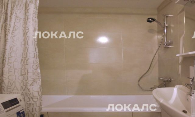 Сдам 3-комнатную квартиру на улица 26 Бакинских Комиссаров, 12к6, метро Юго-Западная, г. Москва