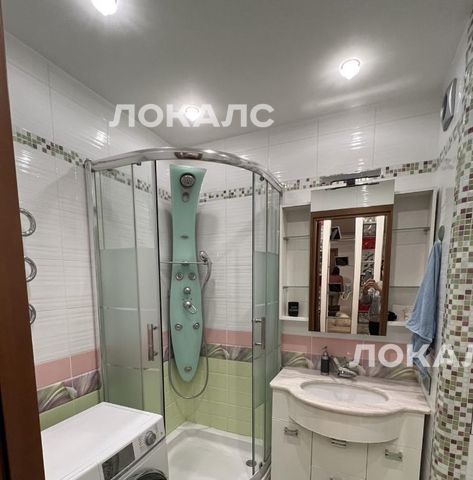 Сдаю трехкомнатную квартиру на Сеславинская улица, 12К2, г. Москва