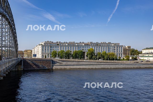 Сдам 4-комнатную квартиру на г Санкт-Петербург, Смольный пр-кт, д 17, метро Чернышевская, г. Санкт-Петербург