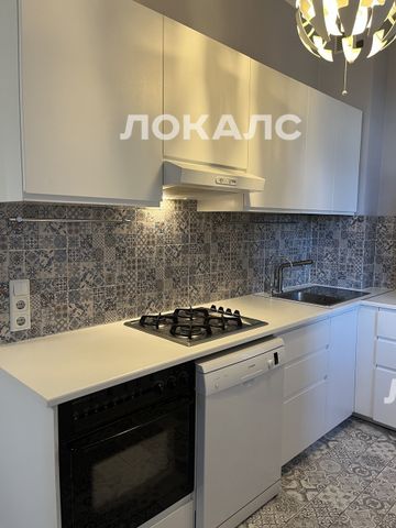 Сдаю 4-комнатную квартиру на г Москва, Малый Демидовский пер, д 3, метро Чкаловская, г. Москва