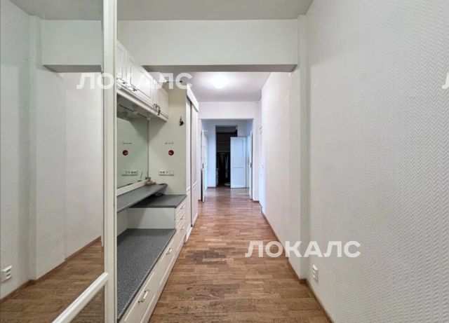 Аренда 4-к квартиры на г Москва, Кутузовский пр-кт, д 4/2, метро Киевская, г. Москва