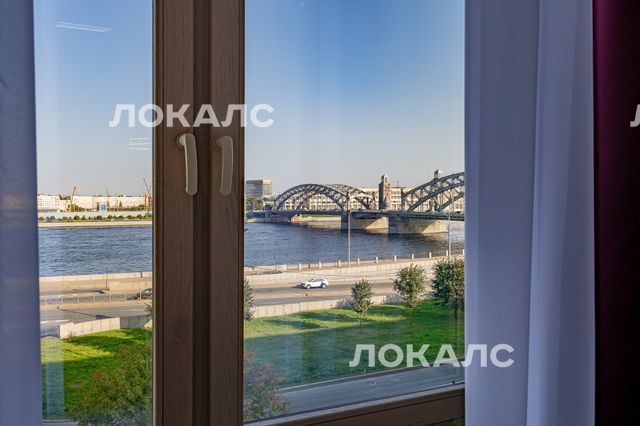 Снять 4-к квартиру на г Санкт-Петербург, Смольный пр-кт, д 17, метро Чернышевская, г. Санкт-Петербург
