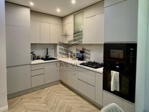 3-комнатная квартира: Казань, улица Курашова, 20 (90 м²)