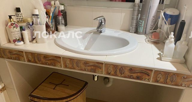 Аренда трехкомнатной квартиры на улица Алымова, 3, метро Семёновская, г. Москва