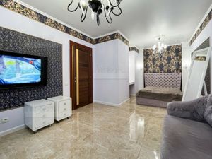 1-комнатная квартира: Санкт-Петербург, Кременчугская улица, 17к2 (50 м²)