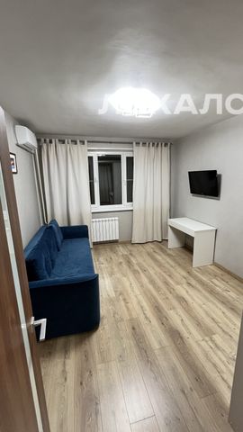 Сдаю однокомнатную квартиру на г Москва, ул Новомарьинская, д 12/12 к 1, метро Марьино, г. Москва