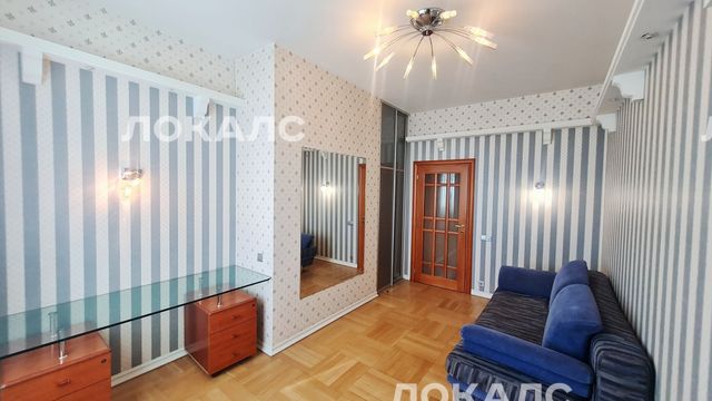 Сдается 4-комнатная квартира на г Москва, пр-кт Маршала Жукова, д 30, метро Октябрьское поле, г. Москва
