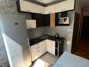 2-х комнатная квартира около метро Молодёжная