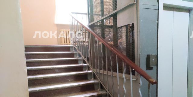 Сдаю 3-к квартиру на улица Маршала Бирюзова, 2, метро Панфиловская, г. Москва