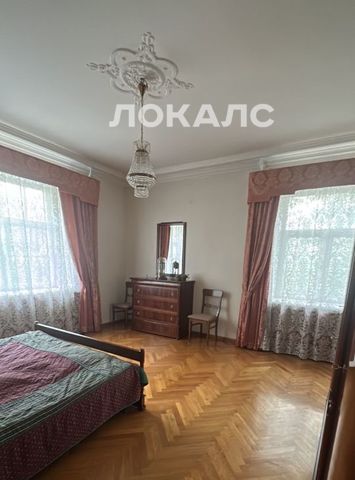 Сдаю 3к квартиру на улица Плющиха, 13, метро Смоленская (Арбатско-Покровская линия), г. Москва