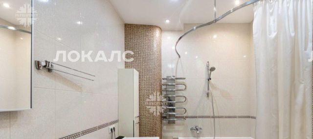 Сдается 4-комнатная квартира на Малая Бронная улица, 36, метро Тверская, г. Москва