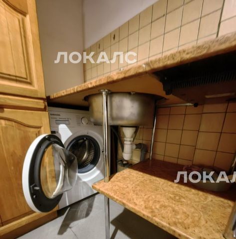 Сдаю однокомнатную квартиру на улица Адмирала Лазарева, 42К1, метро Бунинская аллея, г. Москва
