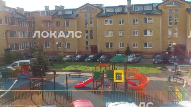 Снять комнату на г Москва, р-н Щербинка, село Остафьево, ул Троицкая, д 2/1, метро Бунинская аллея, г. Москва