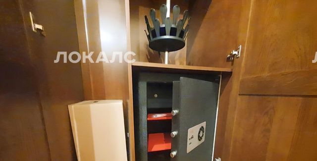 Сдается 3х-комнатная квартира на переулок Сивцев Вражек, 37/16, метро Смоленская (Арбатско-Покровская линия), г. Москва