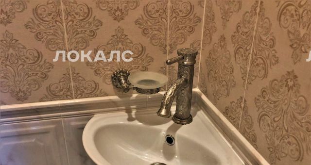 Снять 2к квартиру на Садовая-Триумфальная улица, 4/10, метро Новослободская, г. Москва