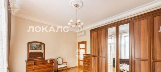 Аренда 4х-комнатной квартиры на Малая Бронная улица, 36, метро Чеховская, г. Москва