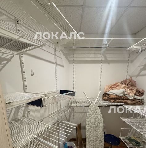 Снять 3-к квартиру на Нежинская улица, 8К1, г. Москва