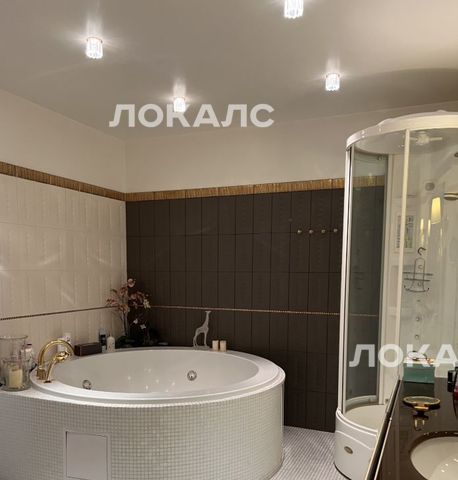 Сдается 4к квартира на улица Исаковского, 39, метро Октябрьское поле, г. Москва