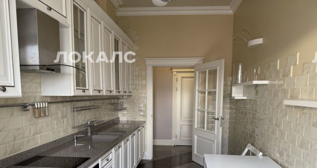 Снять 2х-комнатную квартиру на Садовая-Триумфальная улица, 4/10, метро Менделеевская, г. Москва