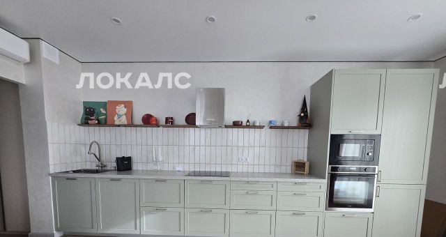 Сдам трехкомнатную квартиру на Большая Очаковская улица, 2К2, метро Мичуринский проспект, г. Москва