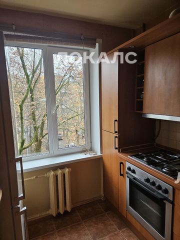 Снять трехкомнатную квартиру на г Москва, пр-кт Маршала Жукова, д 56, метро Октябрьское поле, г. Москва