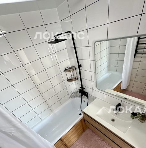 Сдаю 2к квартиру на улица Сокольнический Вал, 1, метро Рижская, г. Москва