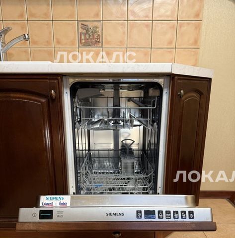 Сдам однокомнатную квартиру на улица Новаторов, 38К3, метро Калужская, г. Москва