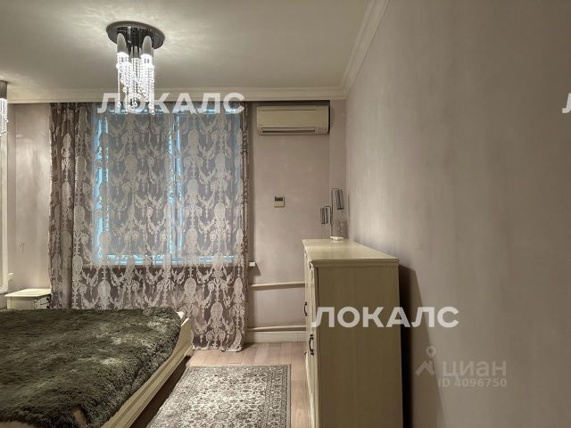 Снять 3-комнатную квартиру на Ленинский проспект, 20, метро Площадь Гагарина, г. Москва