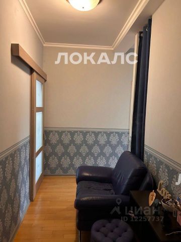 Аренда 3-комнатной квартиры на Старая Басманная улица, 20к2, метро Комсомольская, г. Москва