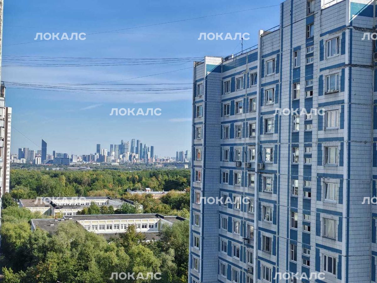 Сдам 3х-комнатную квартиру на г Москва, Осенний б-р, д 20 к 1, метро Крылатское, г. Москва