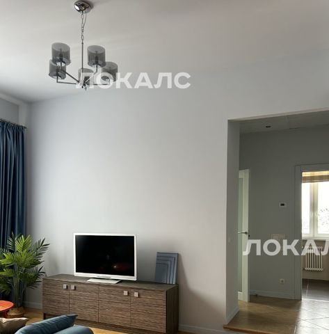 Снять двухкомнатную квартиру на Глинищевский переулок, 5/7, метро Охотный ряд, г. Москва