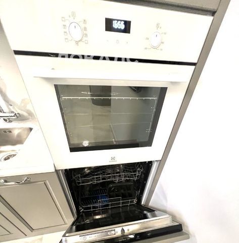 Сдается 2к квартира на Мосфильмовская улица, 98к2, метро Раменки, г. Москва