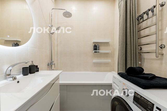 Сдам двухкомнатную квартиру на Московская обл, г Красногорск, мкр Опалиха, Серебряный б-р, д 4, метро Волоколамская, г. Москва