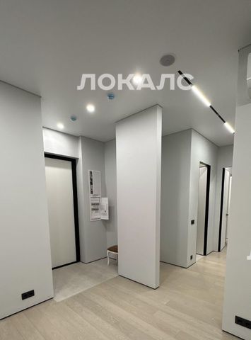 Сдаю 3-комнатную квартиру на улица Нижние Мневники, 16к5, метро Молодёжная, г. Москва