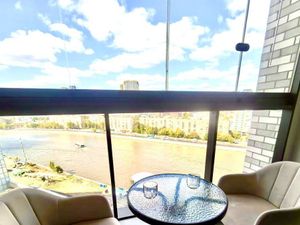 1 комнатная квартира Виктора Маслова