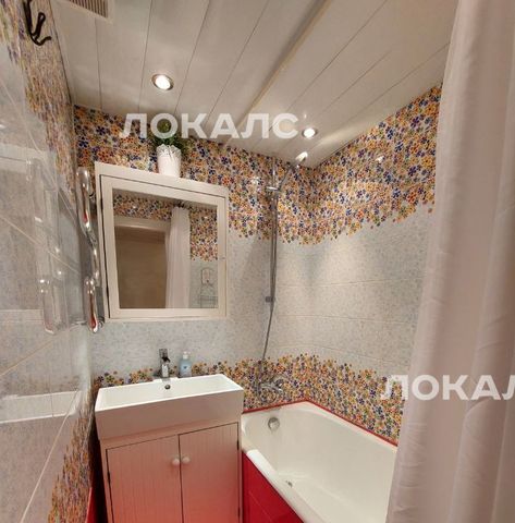 Сдаю 2к квартиру на Перекопская улица, 22, метро Каховская, г. Москва