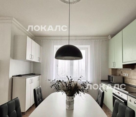 Сдается четырехкомнатная квартира на Большая Декабрьская улица, 1, метро Краснопресненская, г. Москва