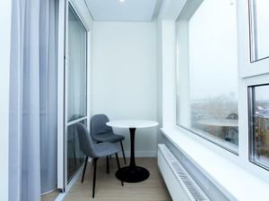 Квартира-студия: Екатеринбург, улица Шаумяна, 20 (17 м²)