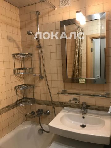 Сдаю 1-к квартиру на г Москва, ул Усачёва, д 40, метро Спортивная, г. Москва