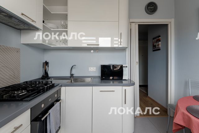 Сдаю двухкомнатную квартиру на г Москва, ул Мосфильмовская, д 74, метро Раменки, г. Москва