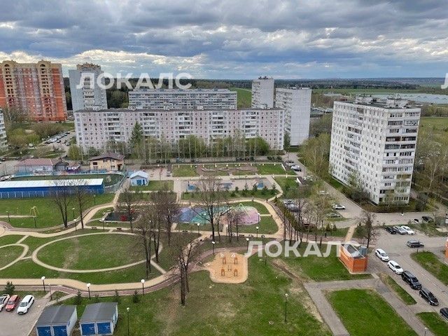 Аренда 3-комнатной квартиры на Московская обл, г Одинцово, поселок Горки-10, д 23, г. Москва