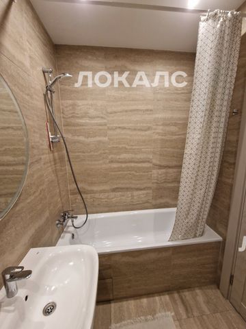 Сдаю трехкомнатную квартиру на г Москва, 1-й Котляковский пер, д 2А к 3В, метро Варшавская, г. Москва