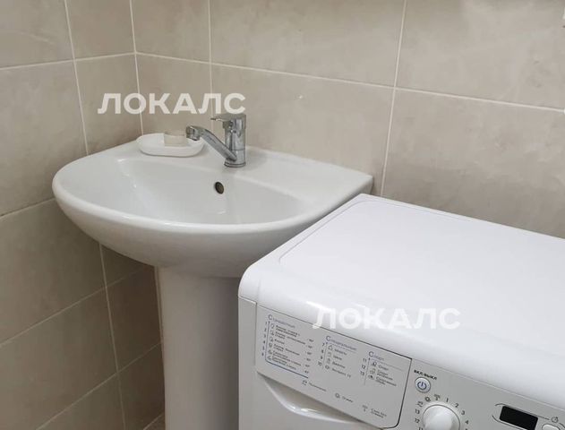 Сдаю 1-комнатную квартиру на Сельскохозяйственная улица, 14к3, метро ВДНХ, г. Москва