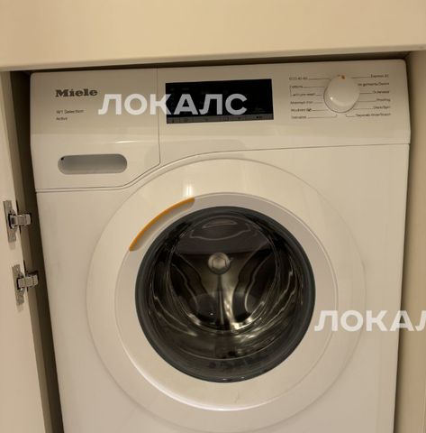 Сдается трехкомнатная квартира на Волоколамское шоссе, 81/2с2, метро Спартак, г. Москва