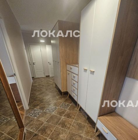 Снять трехкомнатную квартиру на Верхняя Красносельская улица, 34, метро Комсомольская, г. Москва