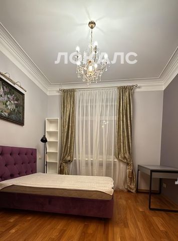 Сдам трехкомнатную квартиру на Волоколамское шоссе, 15/22, метро Сокол, г. Москва