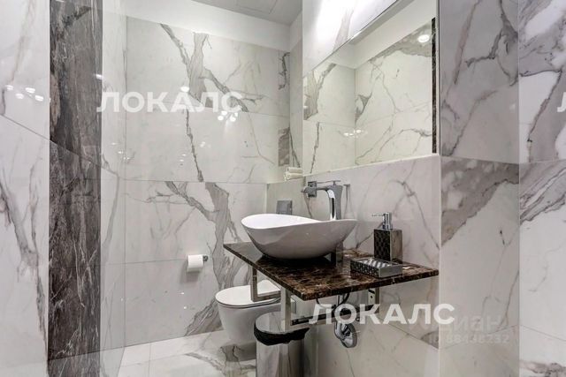 Снять четырехкомнатную квартиру на Садовническая улица, 57С1, метро Третьяковская, г. Москва